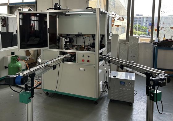 Machine d'impression sérigraphique UV automatique pour panneaux et couvertures plats