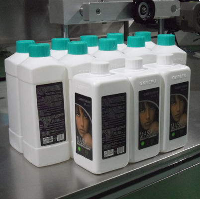 1.8 Kw Machine d'étiquetage auto-adhésif, 200 pièces/min Applicateur d'étiquette automatique