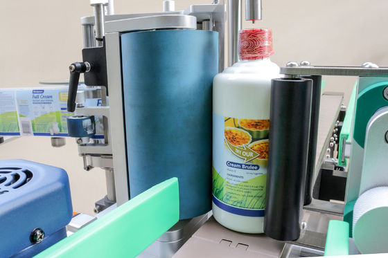 impression de 300pcs/min 200V et machine à étiquettes pour les bouteilles cylindrique
