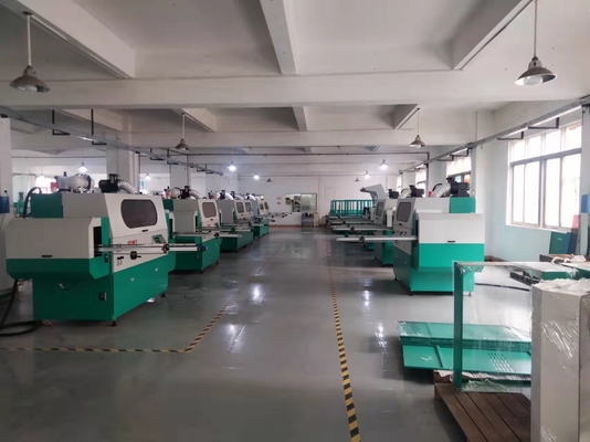 Machine d'impression cylindrique d'écran de conteneur multicolore avec le traitement UV d'IR
