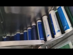 Machine d'impression à cartouches assemblées de lubrifiants